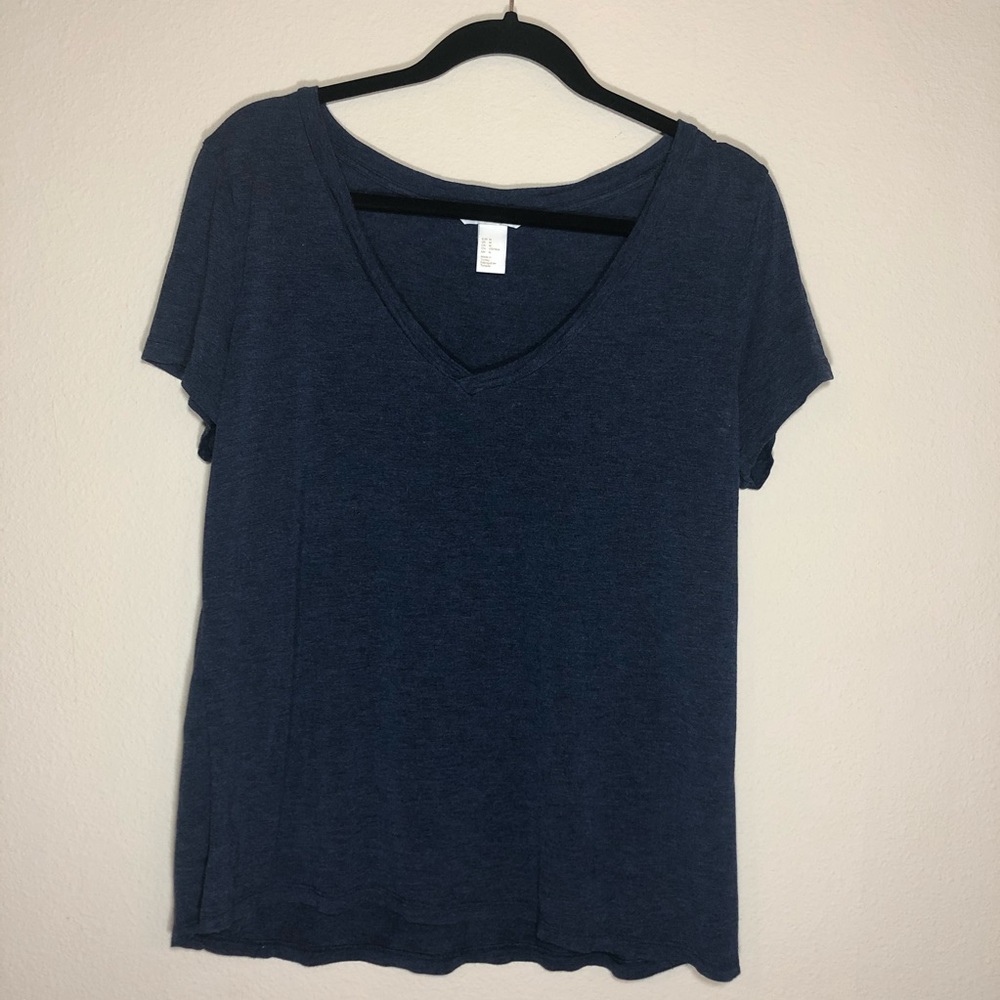 H&M Navy basic V-neck Tee